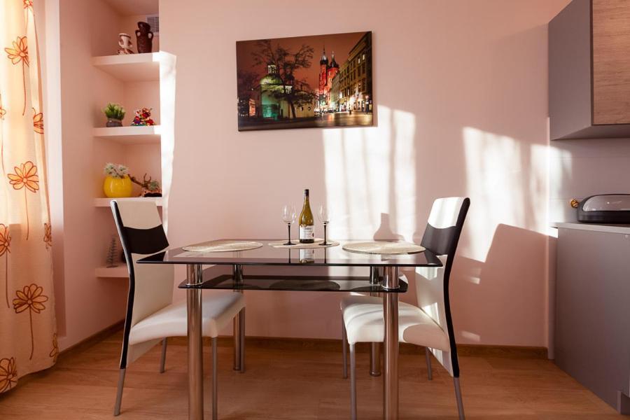 Piast Apartament Cracovia Exterior foto